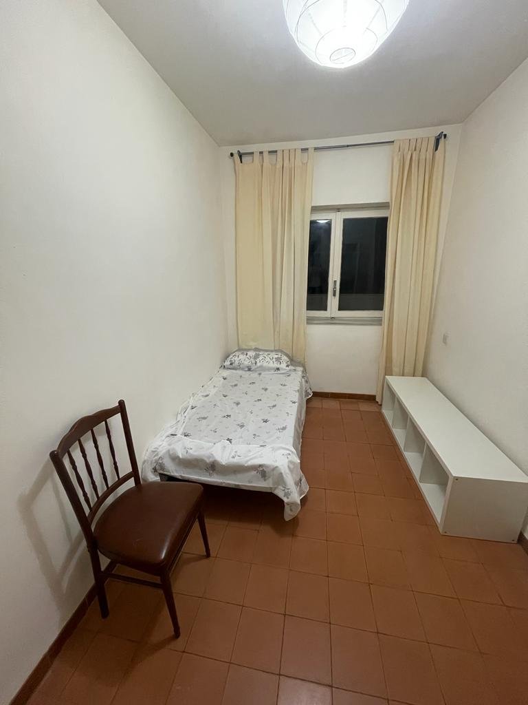 a room in linares