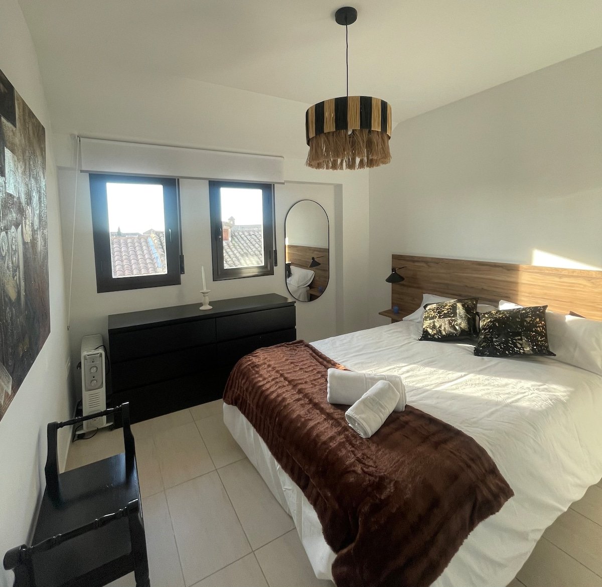 Accommodation in the old town with a parking space