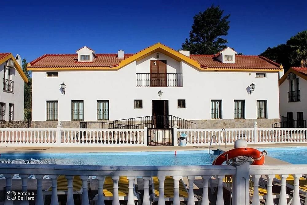 Complejo Turístico Los Pinos