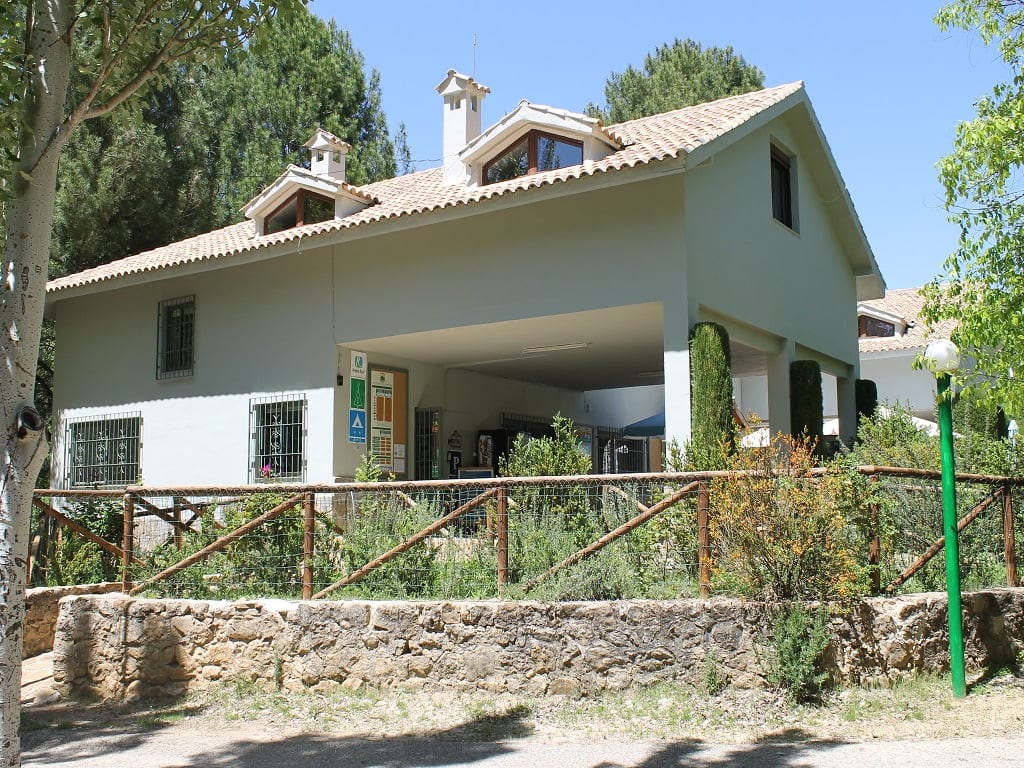Pensión-Refugio Puente de las Herrerías