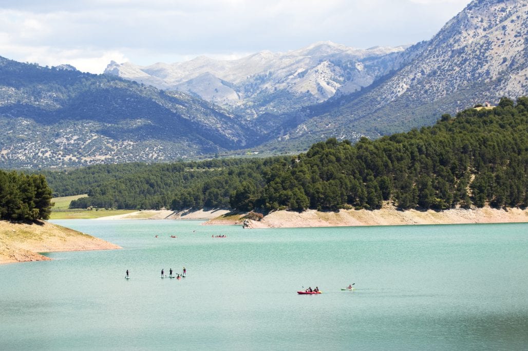 Kayak y paddle surf en el embalse de La Bolera
