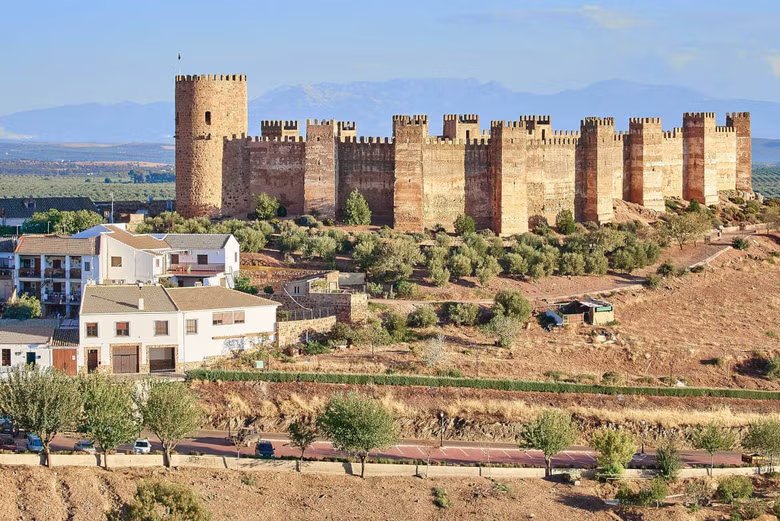 Visita guiada por el Castillo de Baños de la Encina