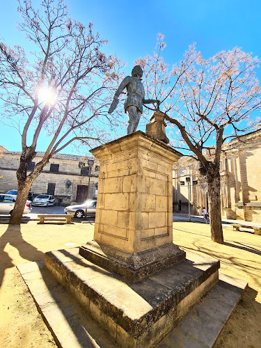 Estatua a Andrés de Vandelvira