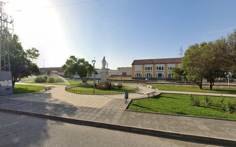 Monumento a la Virgen Milagrosa