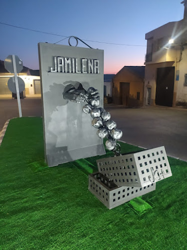 Monumento Manos Trabajadoras
