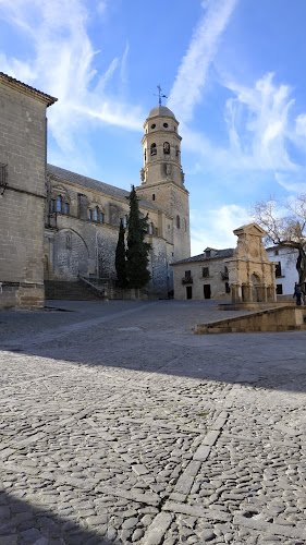 Paseo de las Murallas de Baeza