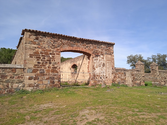 RUINAS DEL ANTIGUO HOTEL DE LA ALISEDA