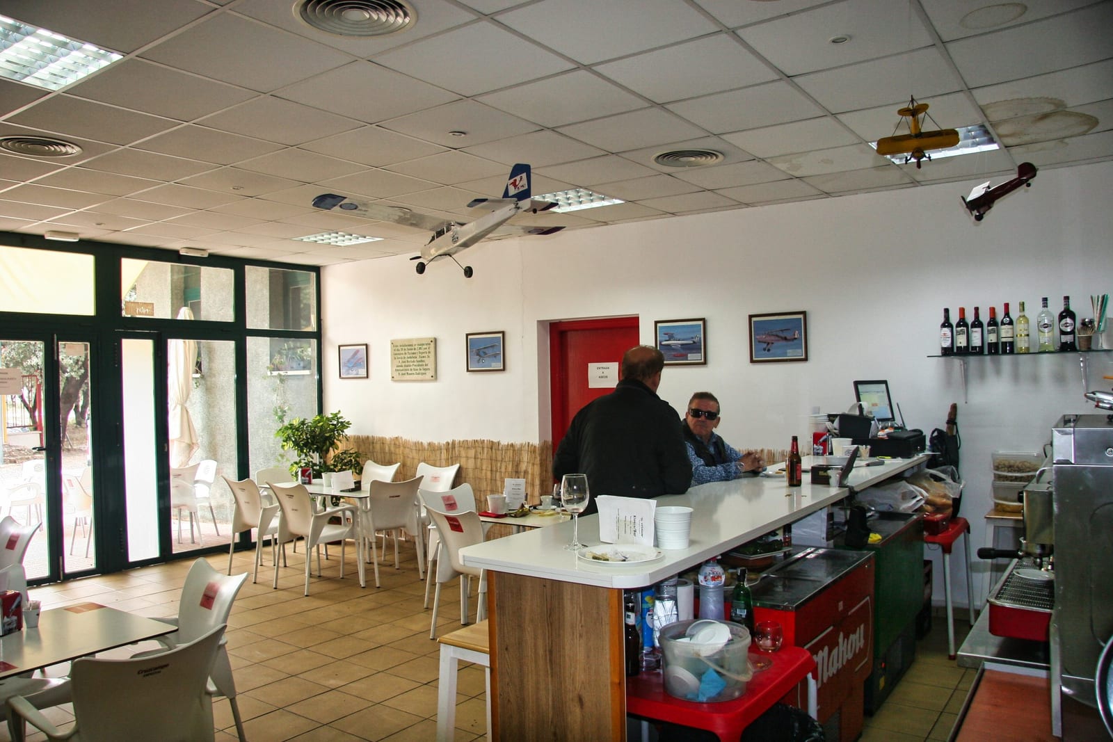 Aeródromo Beas de Segura-Kiosko Bar El Aviador