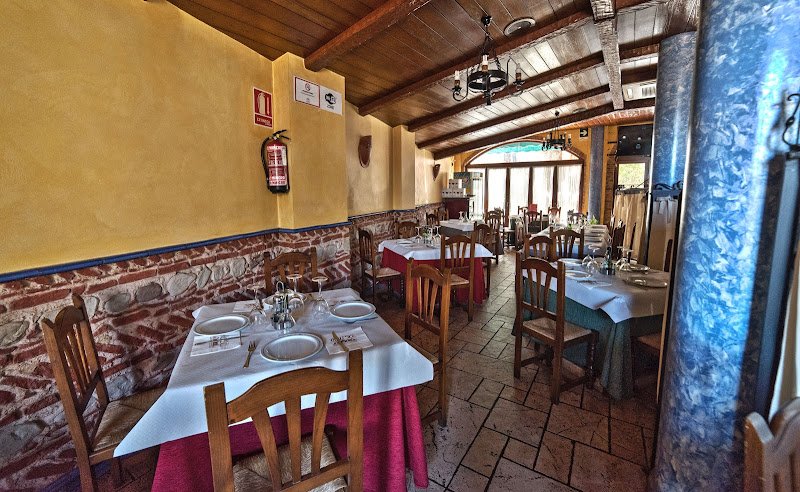 Alojamiento Rural y Restaurante Raisa