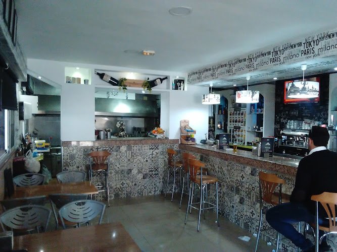 Cafe Bar Kiosko Colón