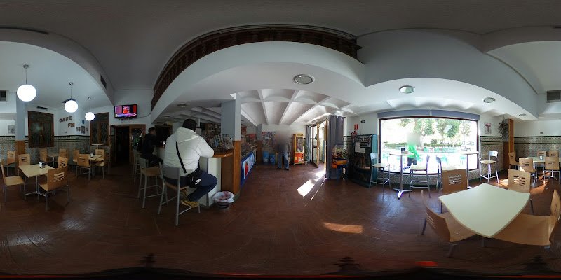 Cafetería FM-18